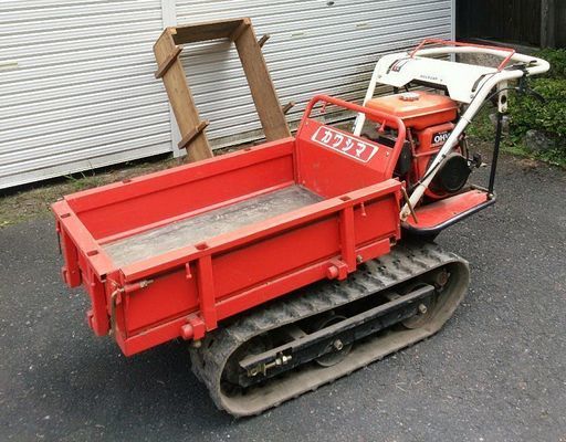 クローラー運搬車　木枠をお付けします。