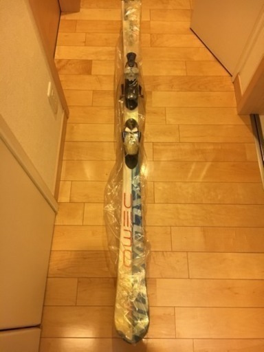 いず様 サロモン スキー板 salomon demo LADY 159cm ストック付きです