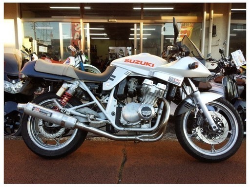 NO.1767  GSX400Sカタナ 水冷4サイクル4気筒エンジン ヨシムラサイクロンマフラー ☆彡