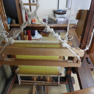 中古織機　京都つづれ機(筬引きの高機)売ります