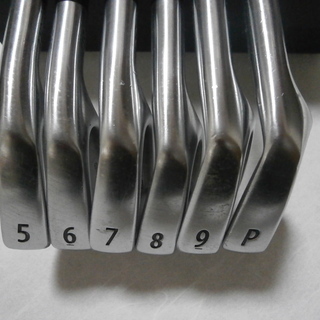 タイトリストアイアンセット　ＣＢ７１２　６本組