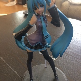 【再値下げ】初音ミク フィギュア 中古