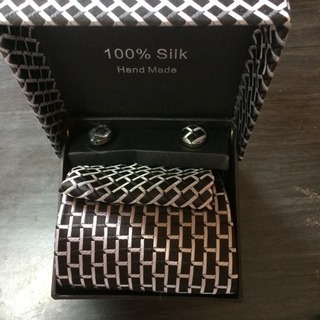 100%silk ネクタイハンカチチーフ