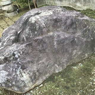 庭石