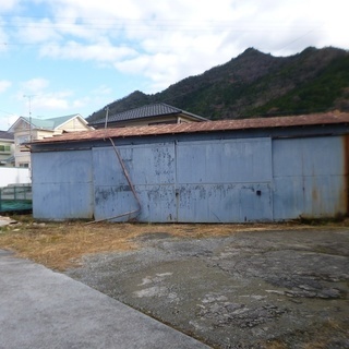 西脇市　倉庫　車庫　ガレージ　賃料1万円　床面積78㎡　の画像