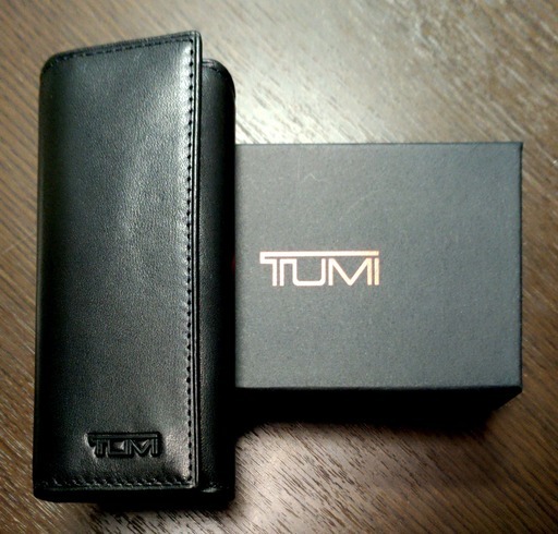 新品　TUMI　キーケース　本革