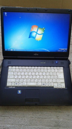 ★富士通Windows７Professional・Word・Excel搭載ノートパソコン★