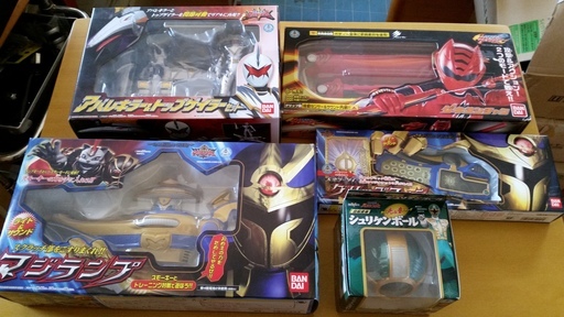 【未使用・未開封】スーパー戦隊おもちゃセット