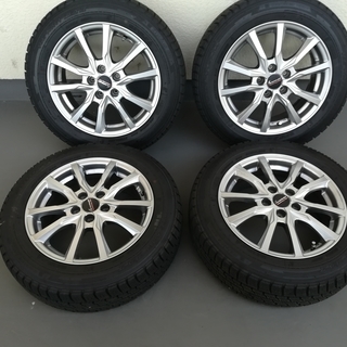 シエンタ　185/60R15 スタッドレス　4本中古