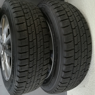 シエンタ　185/60R15 スタッドレス　4本中古