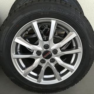 シエンタ　185/60R15 スタッドレス　4本中古