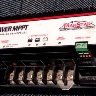 Morningstar社太陽電池充放電コントローラーSS-MPPT-15L - その他