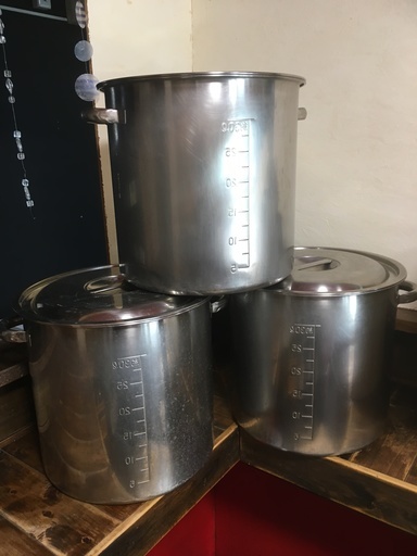 中古　らーめん寸胴鍋目盛付36cm 蓋付 33L×３本