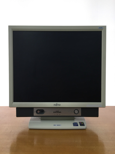 中古一体型パソコン　（型番:FMV-K5250,商品ID:74）