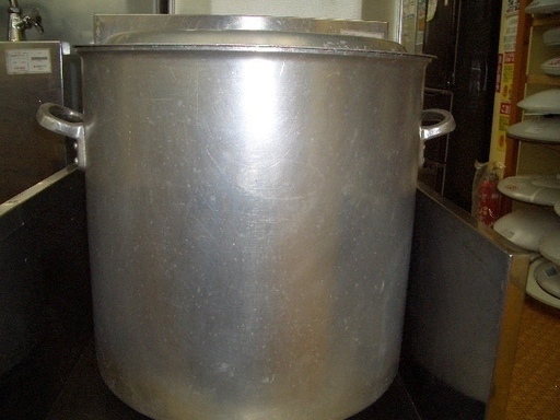 ☆高く買取るゾウ　八幡西店☆【直接引取限定】業務用　寸胴鍋　約80Lの大容量！