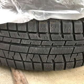 お値引きしました フリード スタッドレスタイヤ 185/65r15