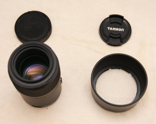 伝説のレンズ　タムロン90ｍｍ2.8　マクロレンズ　キャノン用