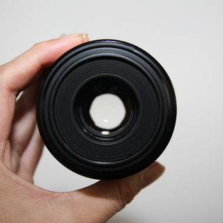『必需品』　キャノン用マクロレンズ　EF-S 60mm F2.8 USM