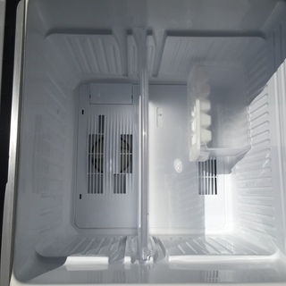 アクア冷蔵庫売ります。