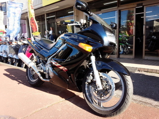 NO.1792 ZZR250 水冷4サイクル2気筒エンジン ☆彡
