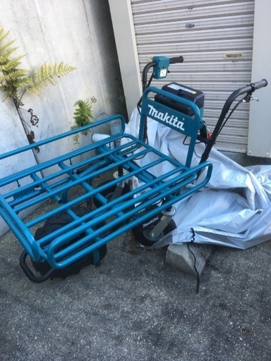 マキタ 充電式 運搬車 新品 未使用 ※商談中