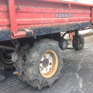 ヤンマーエンジン運搬車♪