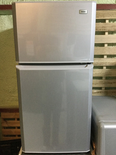 【送料無料・設置無料サービス有り】冷蔵庫 2016年製 Haier JR-N106K 中古