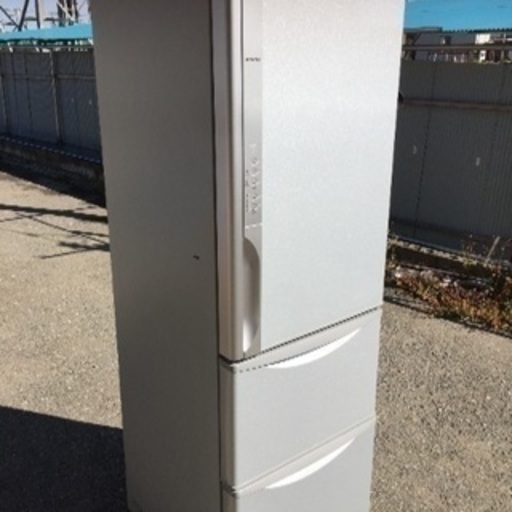 最新モデル✨HITACHI真空チルド搭載3ドア冷蔵庫2016年式 配送設置 古い冷蔵庫引き取りますよー