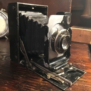 古いカメラ  オブジェ