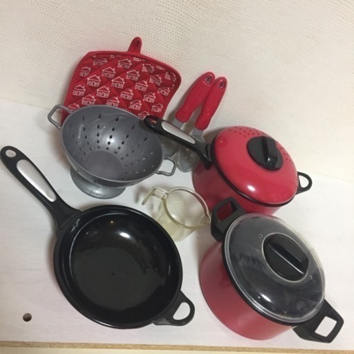 美品 おままごと お鍋 セット 可愛い クリスマスプレゼントに 調理器具 鍋 フライパン おままごと お店屋さんごっこ Miu 膳所のおもちゃ ままごと の中古あげます 譲ります ジモティーで不用品の処分 美品 おままごと お鍋 セット 可愛い クリスマスプレゼントに 調理器具 鍋 フライパン おままごと お店屋さんごっこ Miu 膳所のおもちゃ ままごと の中古あげます 譲ります ジモティーで不用品の処分