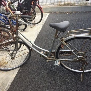 ボロボロの自転車 ジャンク