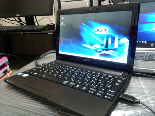 ACER Asipire One D257 Windows7 Starter 32Bit SSD 64GB 　　メモリ2GB 本体使用時間約500時間