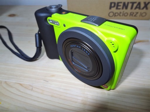 【驚異の接写能力！】デジタルカメラ　PENTAX Optio RZ10