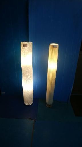 照明電気スタンド、高さが、120センチです。1本ずつの、販売です。