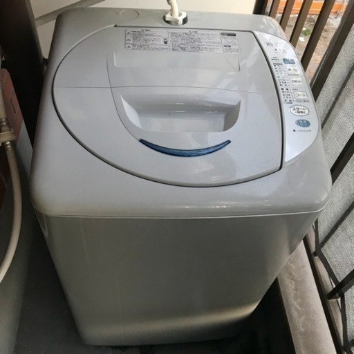 グレーの洗濯機