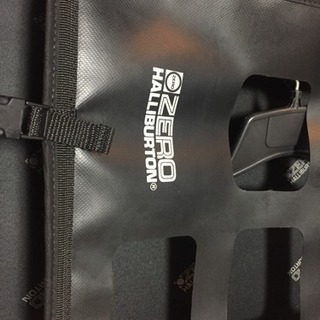 ゼロハリバートン ビックスーツケース