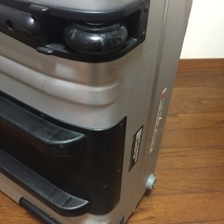 ゼロハリバートン ビックスーツケース