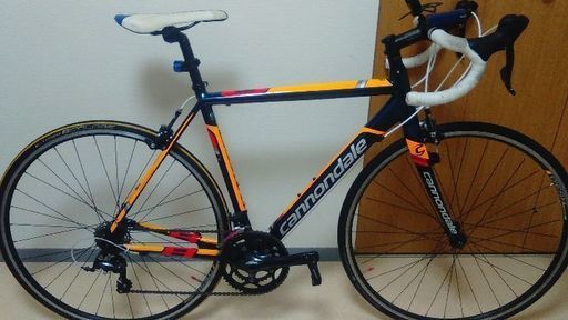 ロードバイク Cannondale CAAD8