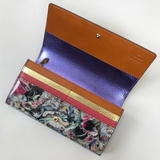 新品 ヴィヴィアン 二つ折り長財布 siva ピンク