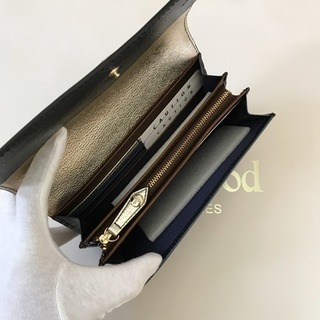 新品 ヴィヴィアン 長財布 宇宙柄 ブラック