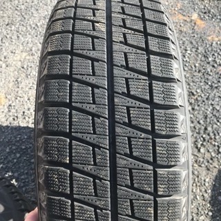 ブリヂストン BLIZZAK REVO2 スタッドレス 185/60r/15 84Q バリ山 4本セット 15X6J ET45 4X100 美品 2007年制 倉庫保管