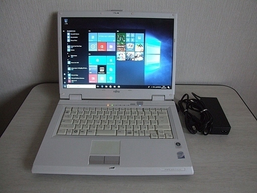 高速SSD120GB搭載　Fujitsu FMV-BIBLO NF/A50 ノートパソコン　2