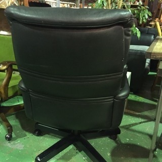 カリモク エグゼクティブチェア