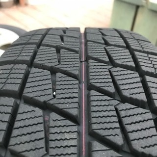 日産キューブに使用 スタッドレスタイヤ