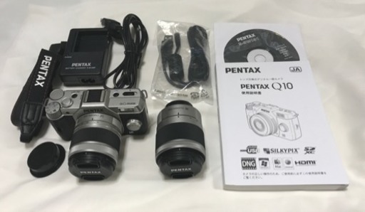 ＊PENTAX Q10 ダブルズームキット　シルバー（デジタルミラーレス一眼）＊