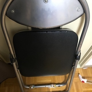 東京 チェア 折りたたみ椅子 無料