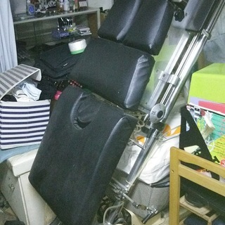 トムソンテーブル多機能マッサージ指圧台