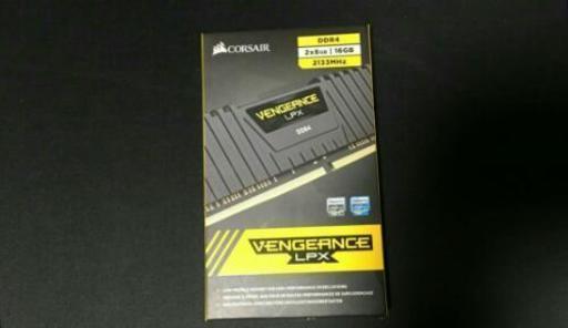 CORSAIR　コルセア　DDR4 メモリモジュール VENGEANCE LPX Series 8GB×2枚キット CMK16GX4M2A2133C13　中古品