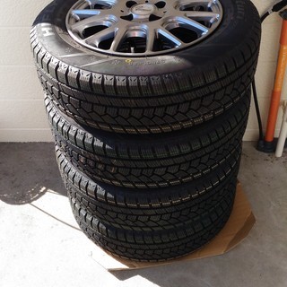 新品未使用　冬用タイヤアルミホイルセット