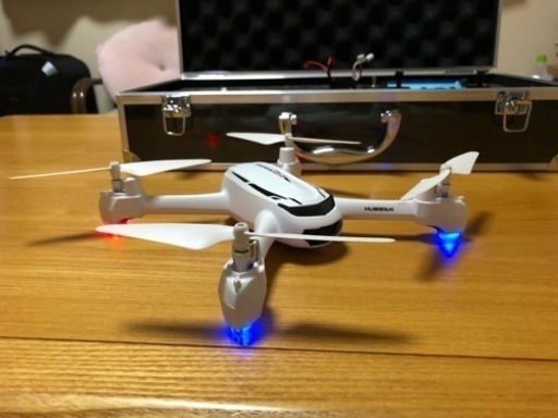 Hubsan H502S X4 FPV DESIRE 720P HD カメラ GPS 生中継 動画 リアルタイム RC ドローン